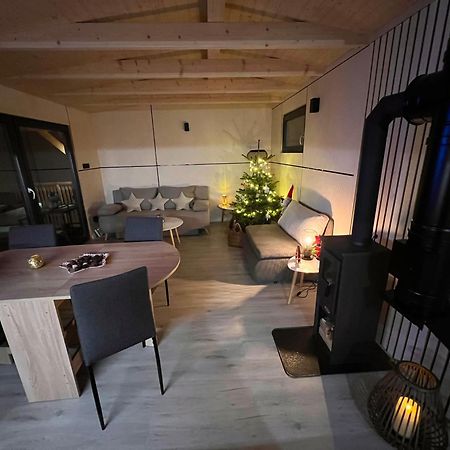 Domcek Pod Vezami S Virivkou A Grilom, Pri Termalnom Kupalisku Lägenhet Liptovský Ján Exteriör bild
