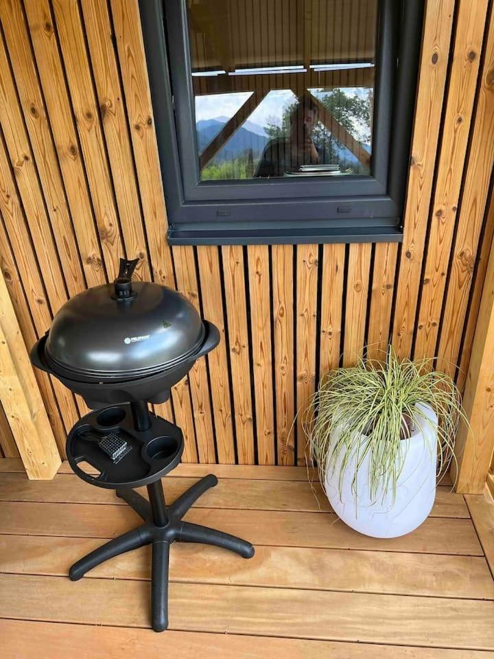 Domcek Pod Vezami S Virivkou A Grilom, Pri Termalnom Kupalisku Lägenhet Liptovský Ján Exteriör bild